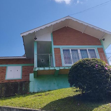 Casa Aconchegante Na Serra Campos do Jordão Exterior photo
